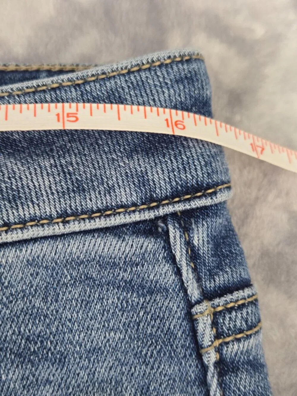 Hidden Jeans Women’s Straigh Leg Medium Dark Wash High Rise Denim Size 31